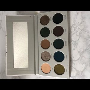 Morphe x jaclyn hill dark magic